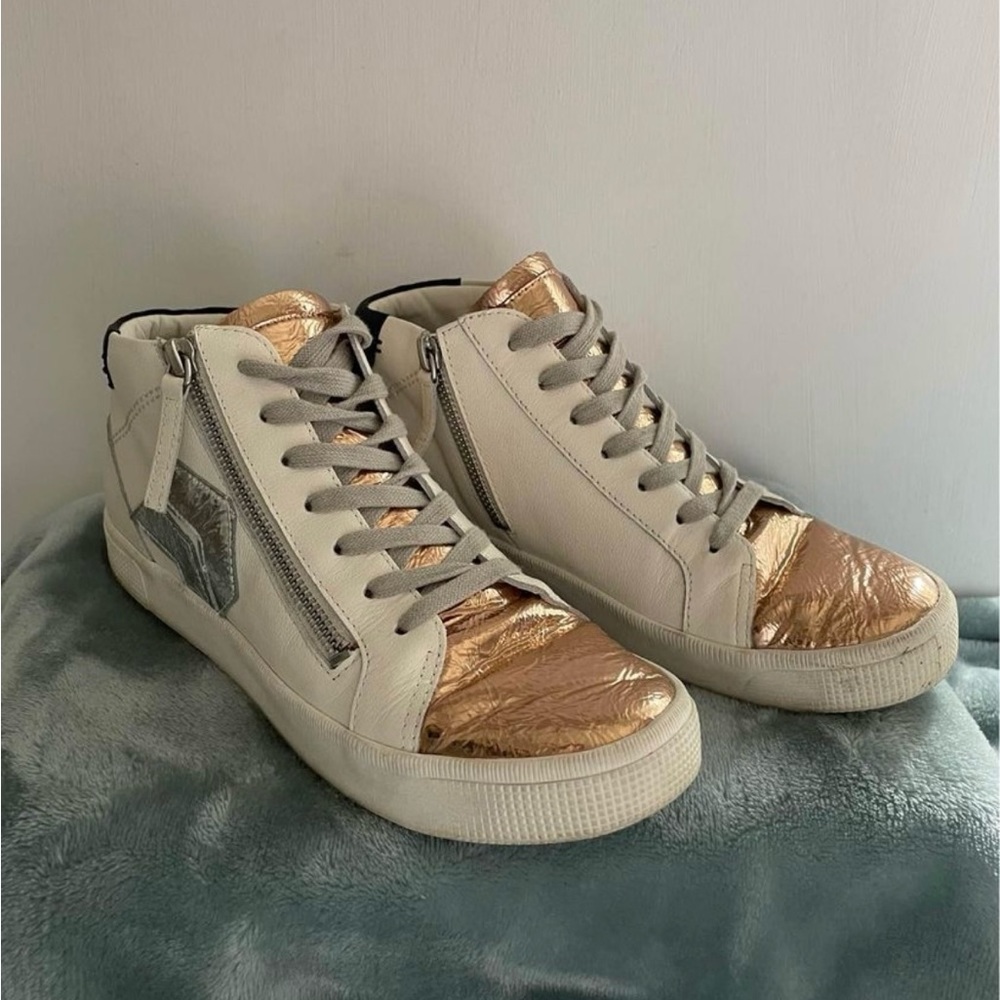 Dolce Vita sneakers - size 8.